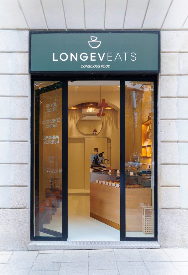 Inside a LONGEVEATS café